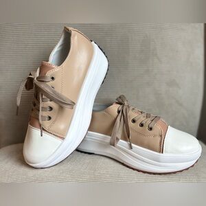 Women’s Slip on, Breathable, Non-Slip, Soft Sole Casual - size 10 (runs small)